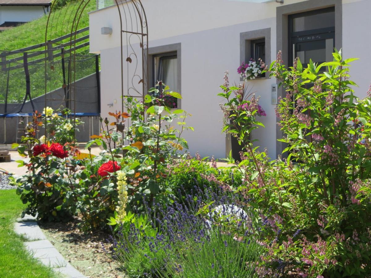 Apart Sunshine Ladis Exterior photo